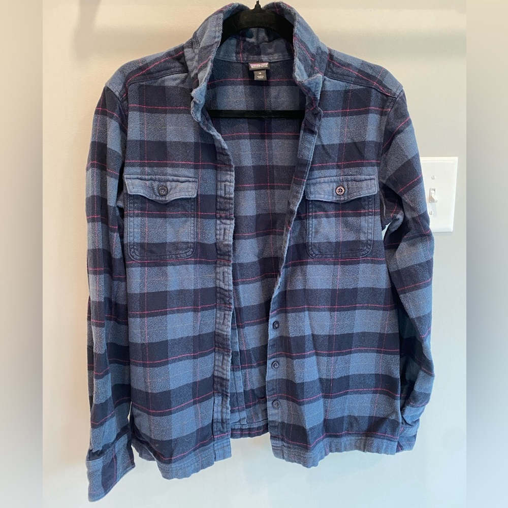 Patagonia Fjord Flannel Button Down Shirt Size 10 Blue Plaid pattern